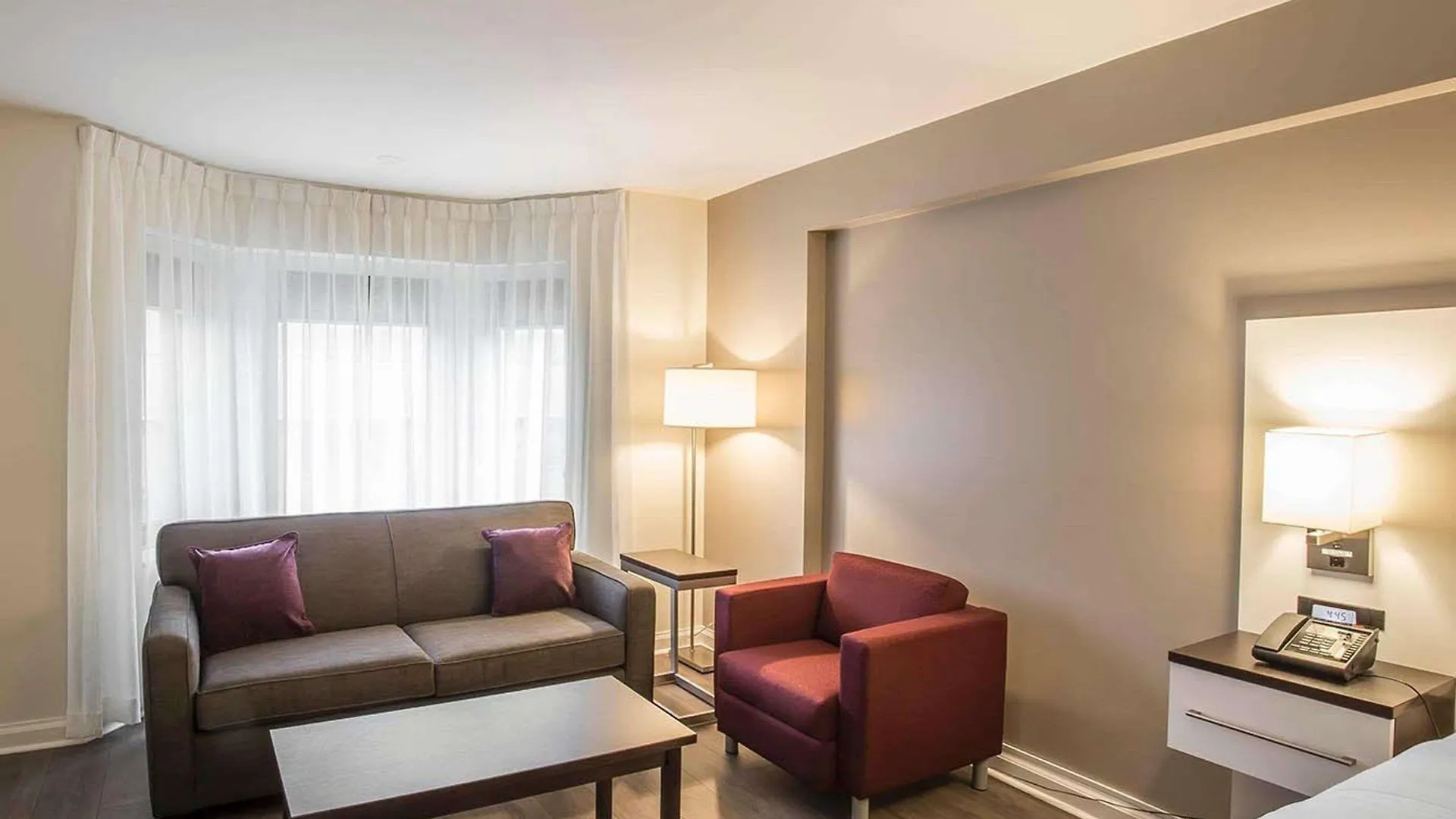 The Saint James Hotel, Ascend Hotel Collection Toronto
