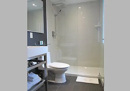The Saint James Hotel, Ascend Hotel Collection Toronto