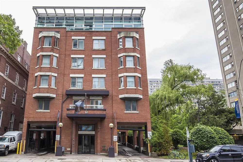 ***  The Saint James Hotel, Ascend Hotel Collection Toronto Canada